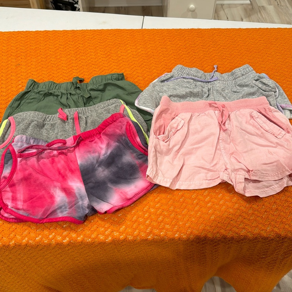 Girl’s Short Bundle